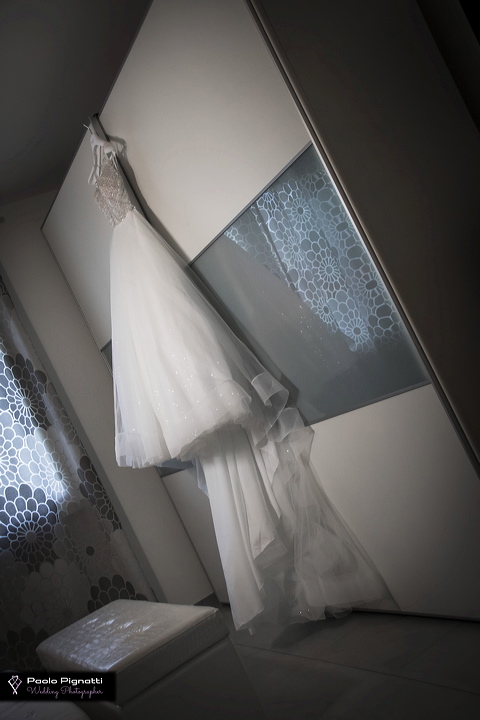 vestito-da-sposa-appeso